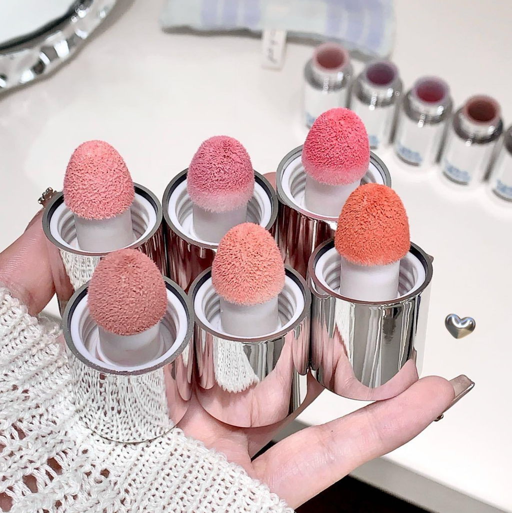 Hydrating Cheek Tint with Sponge Applicator