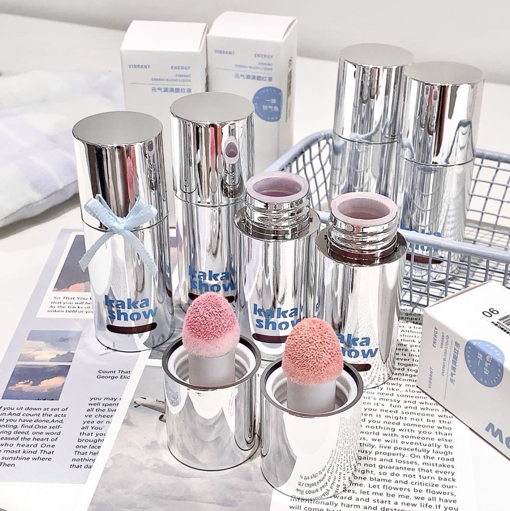 Hydrating Cheek Tint with Sponge Applicator